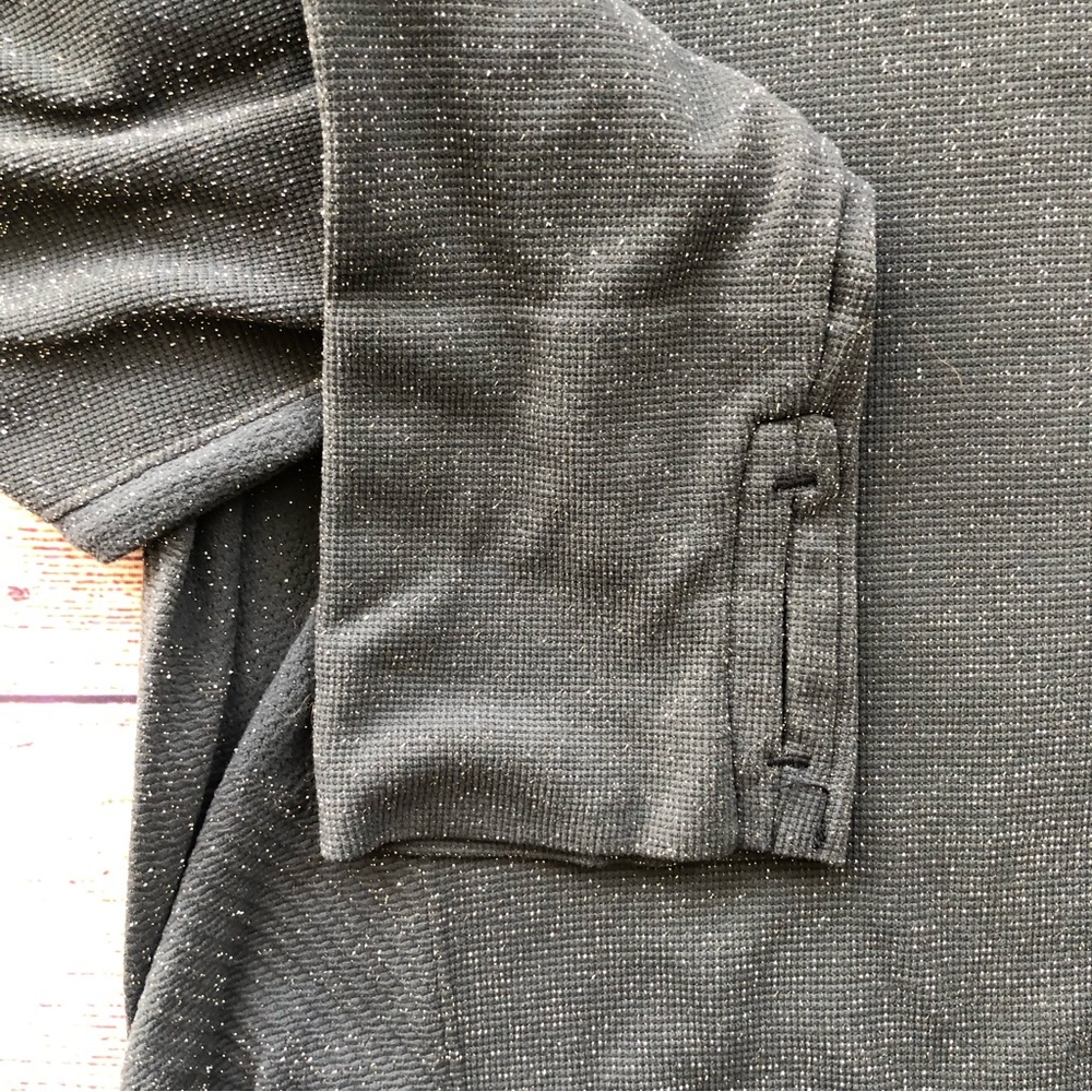 Athleta Speedlight Seamless Top in Shine Gray Size L - Picture 8 of 8